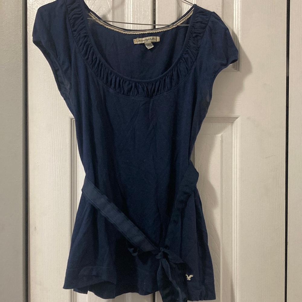Womens, American Eagle dark blue blouse. Size medium